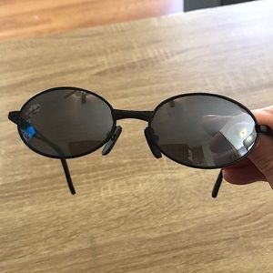 Vintage - Foster Grant - Women’s Sunglasses 😎
